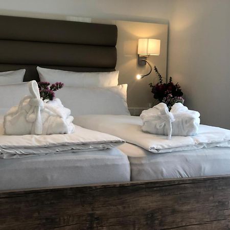 Apartments Schweizer Hof Баден-Баден Екстериор снимка